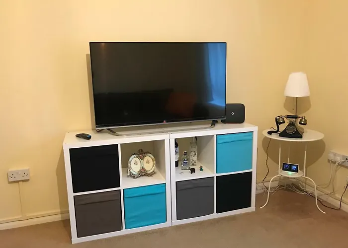 Cozy Apartment In Stratford From 18 Minutes To Central London